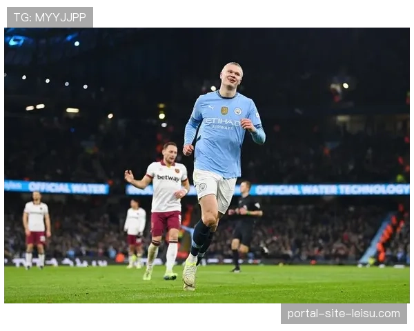 西汉姆联边路传中效率问题：近5轮仅6球，运动战得分能力不足